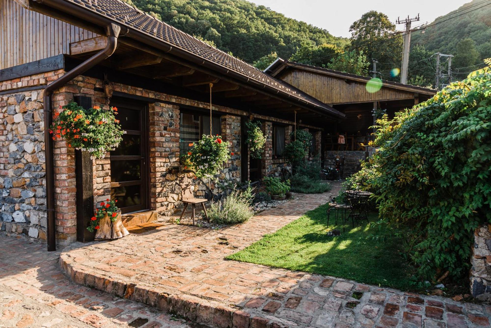 Готель Casa Soseco Оршова Екстер'єр фото